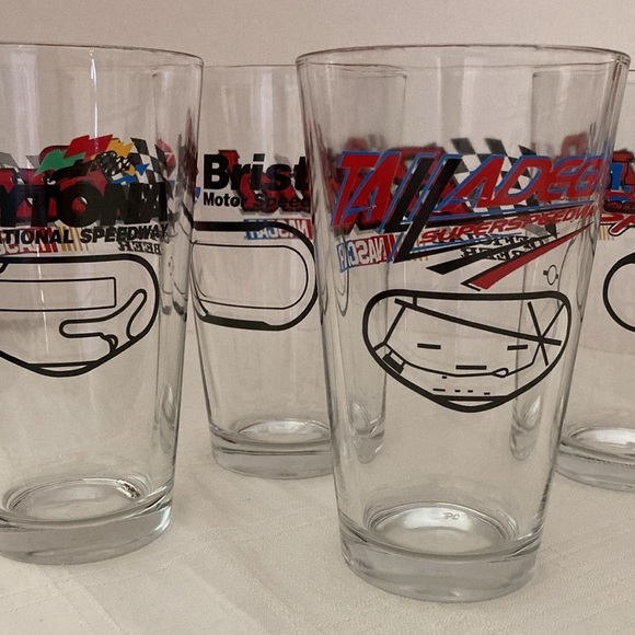 Bud Racing Beer Glasses - Picture 2 of 4